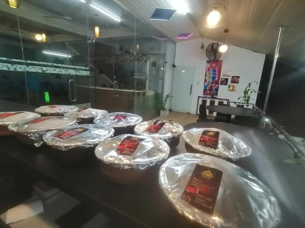 Ambula Food Court Ξενοδοχείο Anuradhapura Εξωτερικό φωτογραφία